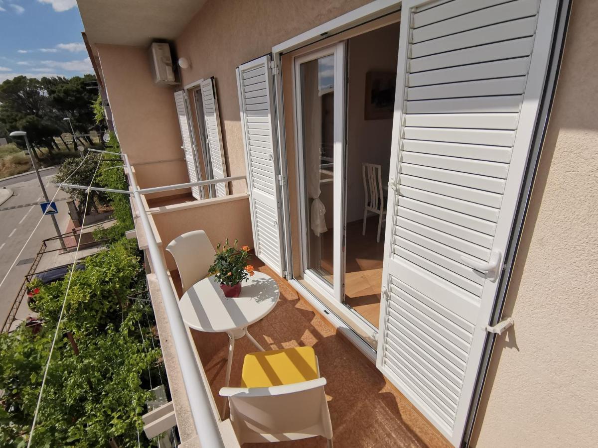 Apartmani Riba Makarska Exterior foto
