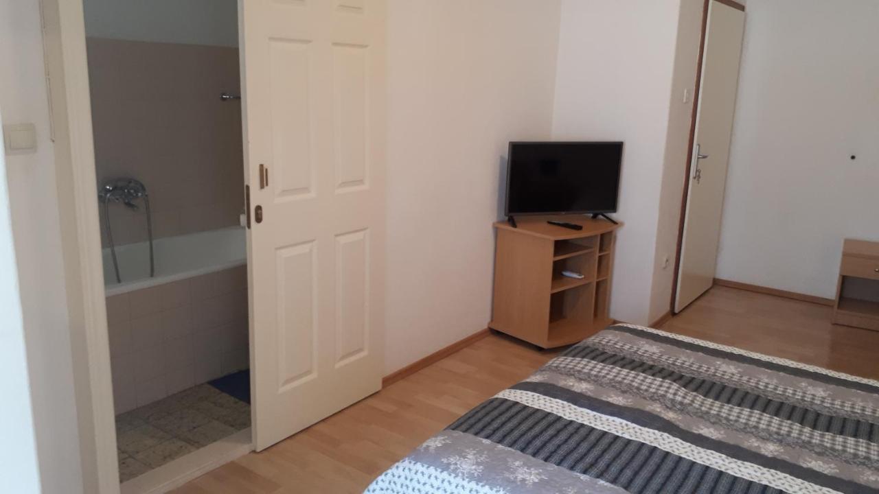 Apartmani Riba Makarska Exterior foto